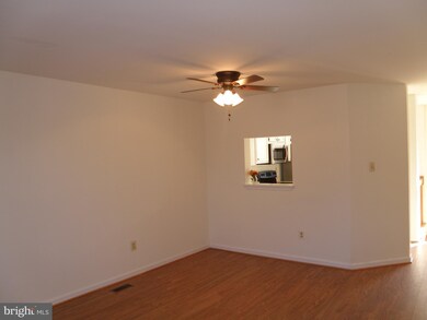 9510 Clocktower Ln, Columbia, MD 21046 - photo 3