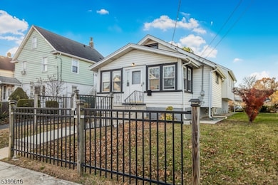 1123 E 3rd St unit 25, Plainfield, NJ 07062 - photo 2