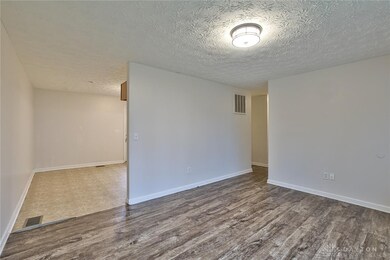 1735 Bowman Dr, Xenia, OH 45385 - photo 6