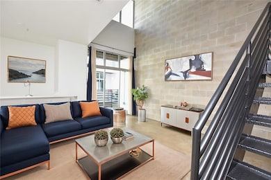 5008 S Macdill Ave unit 12, Tampa, FL 33611 - photo 5