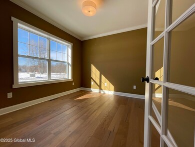 6 office Nantucket