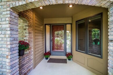 004-Front_View-1256089-mls