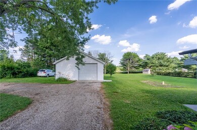 6837 Kepler Rd, Clinton, OH 44216 - photo 5