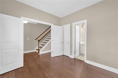 2354 Hammock Dr, High Point, NC 27265 - photo 5