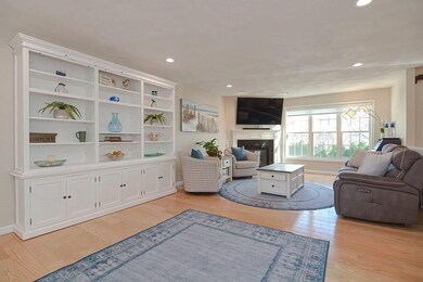 52 Farrington St unit 52, Franklin, MA 02038 - photo 4