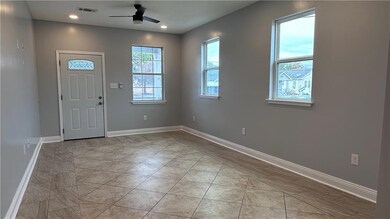4239 Hollygrove St, New Orleans, LA 70118 - photo 3