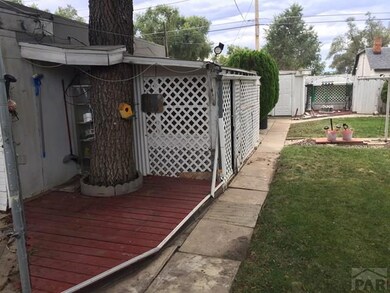 Sitting deck outside guest quarters