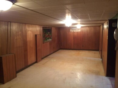 746 Erickson Ave, Columbus, OH 43213 - photo 2