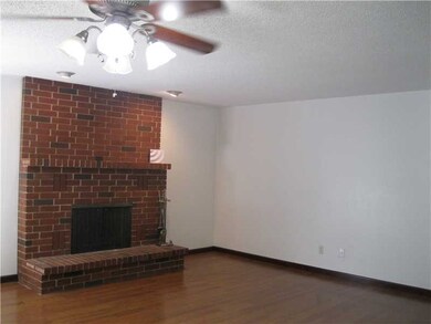 1911 S 11th St, Rogers, AR 72758 - photo 3