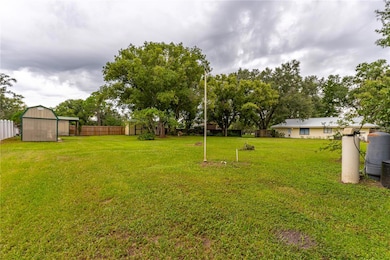 9349 Edison Rd, Lithia, FL 33547 - photo 5