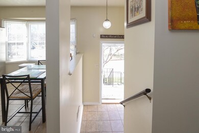 11639 Cosca Park Dr, Clinton, MD 20735 - photo 2