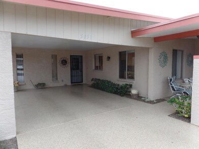 5351 E Lindstrom Ln 003