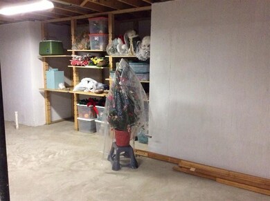 2420 Chestnut Crescent unit 242, Saline, MI 48176 - photo 2