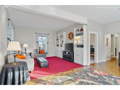 2218 14th Ave, Forest Grove, OR 97116 - photo 7