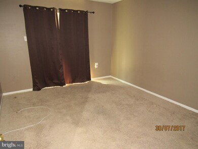 63 Ashlar Hill Ct, Parkville, MD 21234 - photo 5