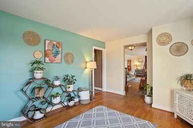 228 Calvert Terrace, Hagerstown, MD 21742 - photo 4