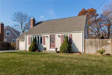 73 Pilgrim Dr, Warwick, RI 02888 - photo 2