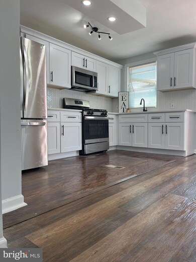 1132 S Merrimac Rd, Camden, NJ 08104 - photo 4