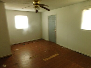 413 E Revels Ave, Lenox, GA 31637 - photo 5