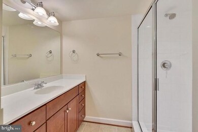 4115 D S Four Mile Run Dr, Arlington, VA 22204 - photo 7