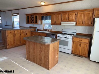 2307 W 42nd St unit 49, Scottsbluff, NE 69361 - photo 6