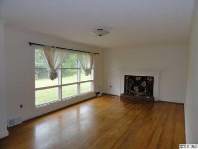 146 Hugo Ln, Statesville, NC 28677 - photo 2