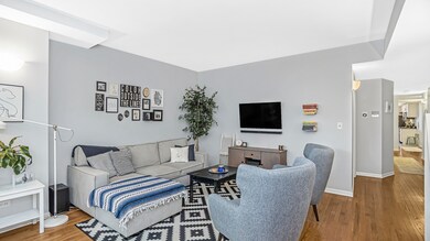 4915 N Hoyne Ave unit 2N, Chicago, IL 60625 - photo 4