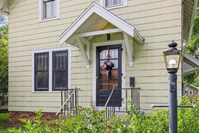 427 N 8th Ave E, Newton, IA 50208 - photo 3