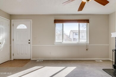 01_Living_Room_IMG_8957