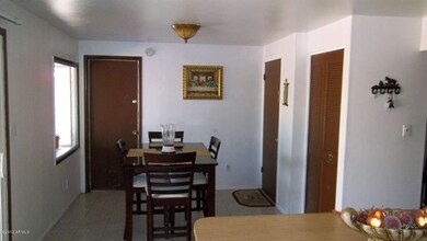 Dining Rm