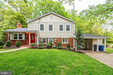 8519 Doter Dr, Alexandria, VA 22308 - photo 2