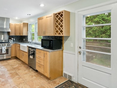 Kitchen to Back Patio