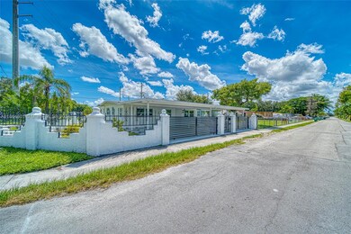 2000 Service Rd, Opa Locka, FL 33054 - photo 3