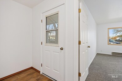 511 Union Ave, Filer, ID 83328 - photo 3