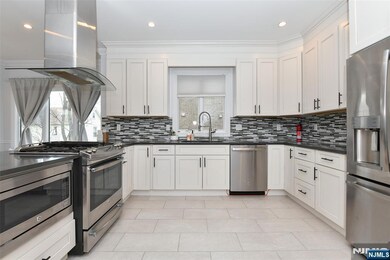 2468 7th St unit B, Fort Lee, NJ 07024 - photo 7