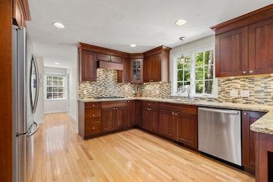 242 Farm St, Millis, MA 02054 - photo 4