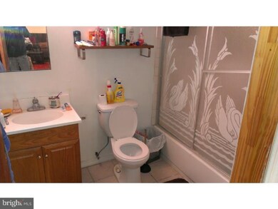 1235-37 Vine St unit 2F, Philadelphia, PA 19107 - photo 6