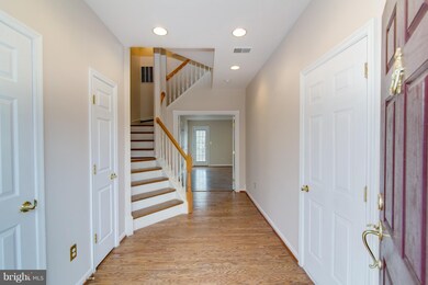 46775 Keswick Square, Sterling, VA 20165 - photo 4