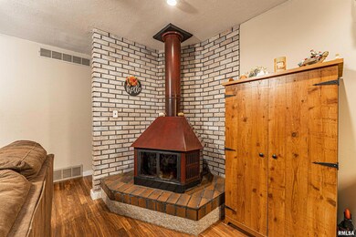 1306 Nicholson Rd, Lincoln, IL 62656 - photo 7