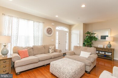 319 Katie Ln, Perkasie, PA 18944 - photo 4