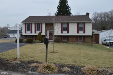 6378 Woodburn Ave, Elkridge, MD 21075 - photo 2