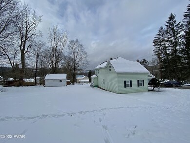 314 Spruce St, Hawley, PA 18428 - photo 2