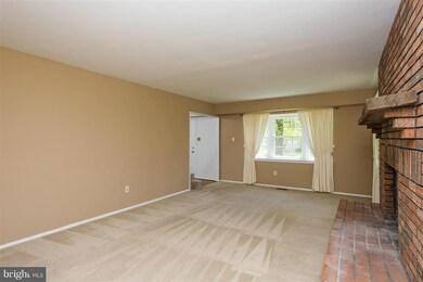 12302 Winding Ln, Bowie, MD 20715 - photo 7
