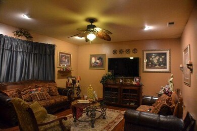905 Alve Dr, Donna, TX 78537 - photo 4