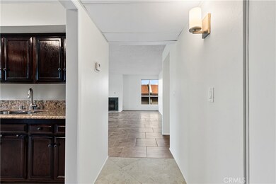 5115 Kester Ave unit 202, Sherman Oaks, CA 91403 - photo 4