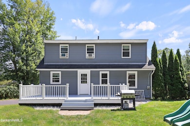 198 Allengate Ave, Pittsfield, MA 01201 - photo 4