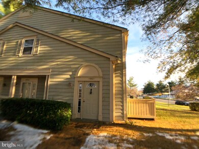 19921 Appledowre Cir, Germantown, MD 20876 - photo 2