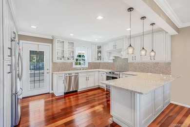 unlisted-address, West Hempstead, NY 11552 - photo 6