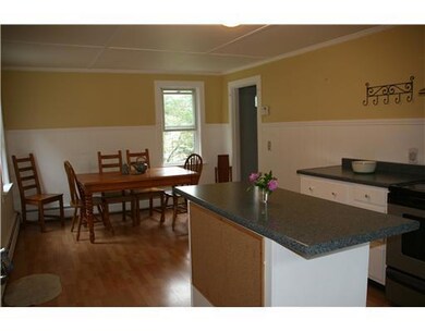 1576 Us Route 1, Freeport, ME 04032 - photo 3