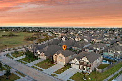 2335 Brayden Mills Ln, League City, TX 77573 - photo 2